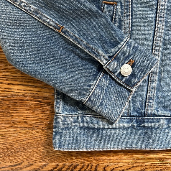 Madewell Denim Jacket Size Small Jean Jacket Classic Fit - Picture 6 of 9